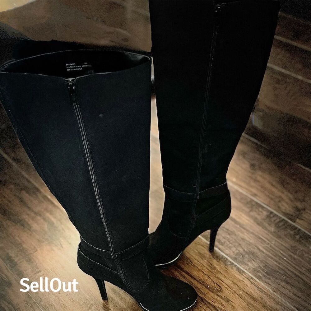 Women's Black Knee-High Boots Size 9M  High Heel Zip Buckle
